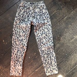 *SOLD* Vintage Guess Leopard Print Jeans Size 28